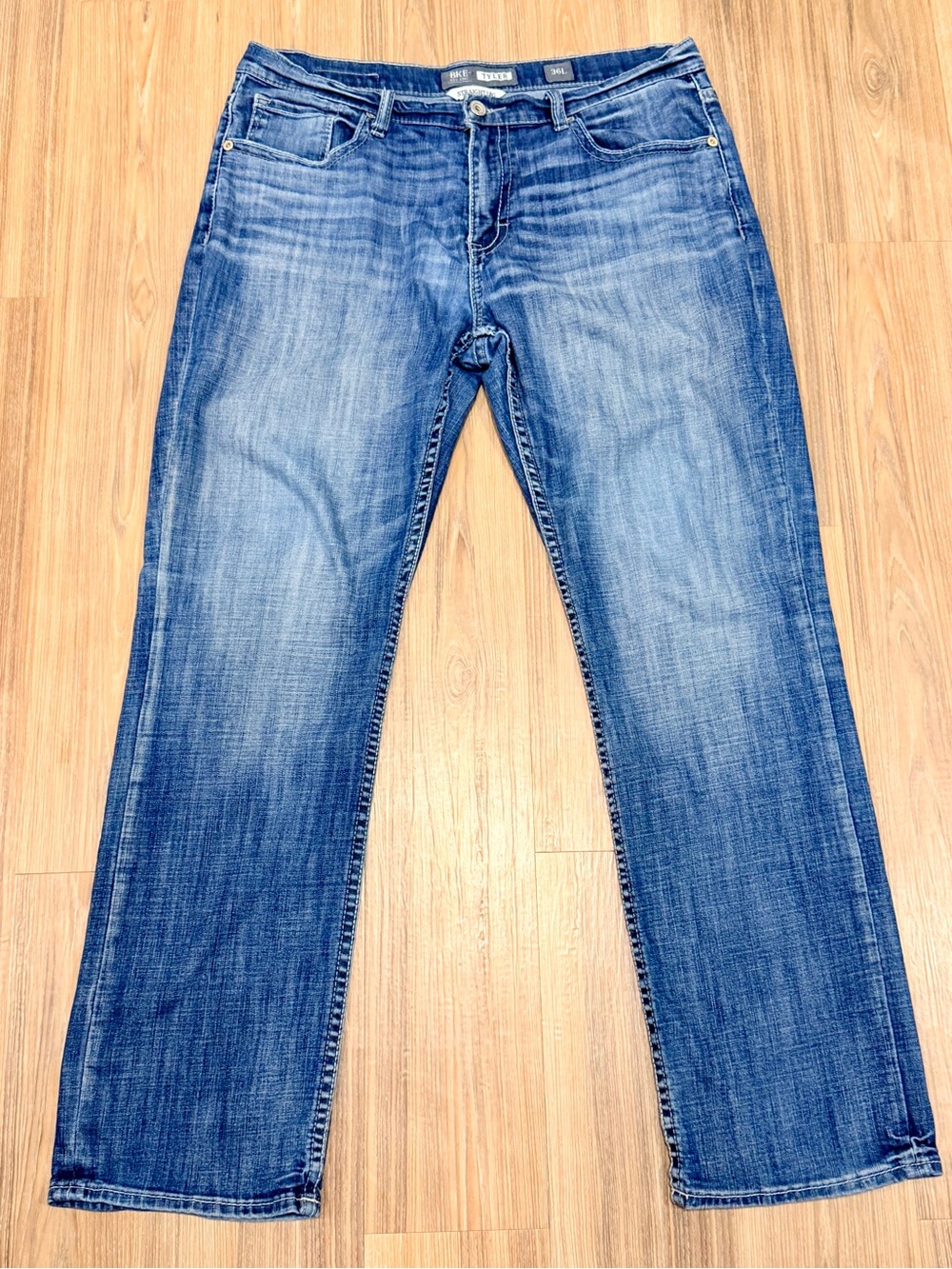 BKE Men's 36L Tyler Straight-Leg Jeans